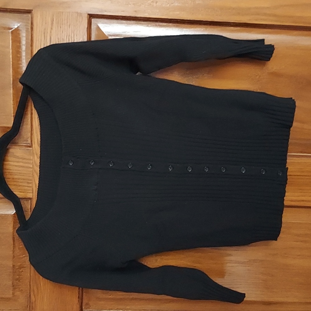 WOMENS/GIRLS  CROP TOP SWEATER.